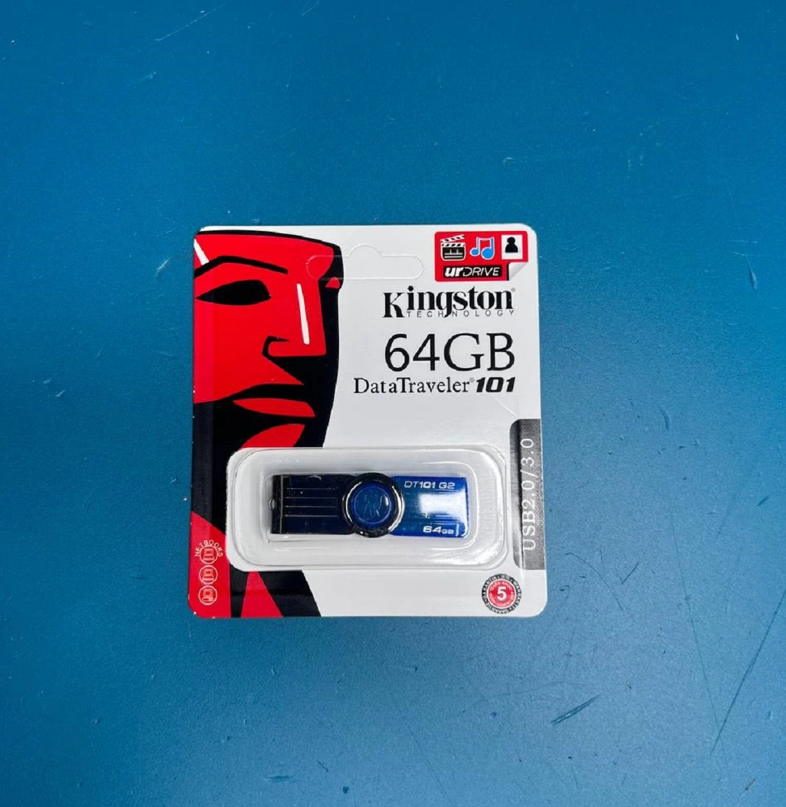 Kingston USB 64GB (70 шт)
