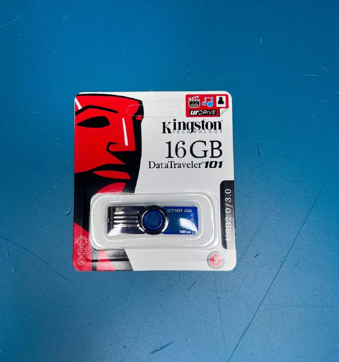 Kingston USB 16GB (70 шт)